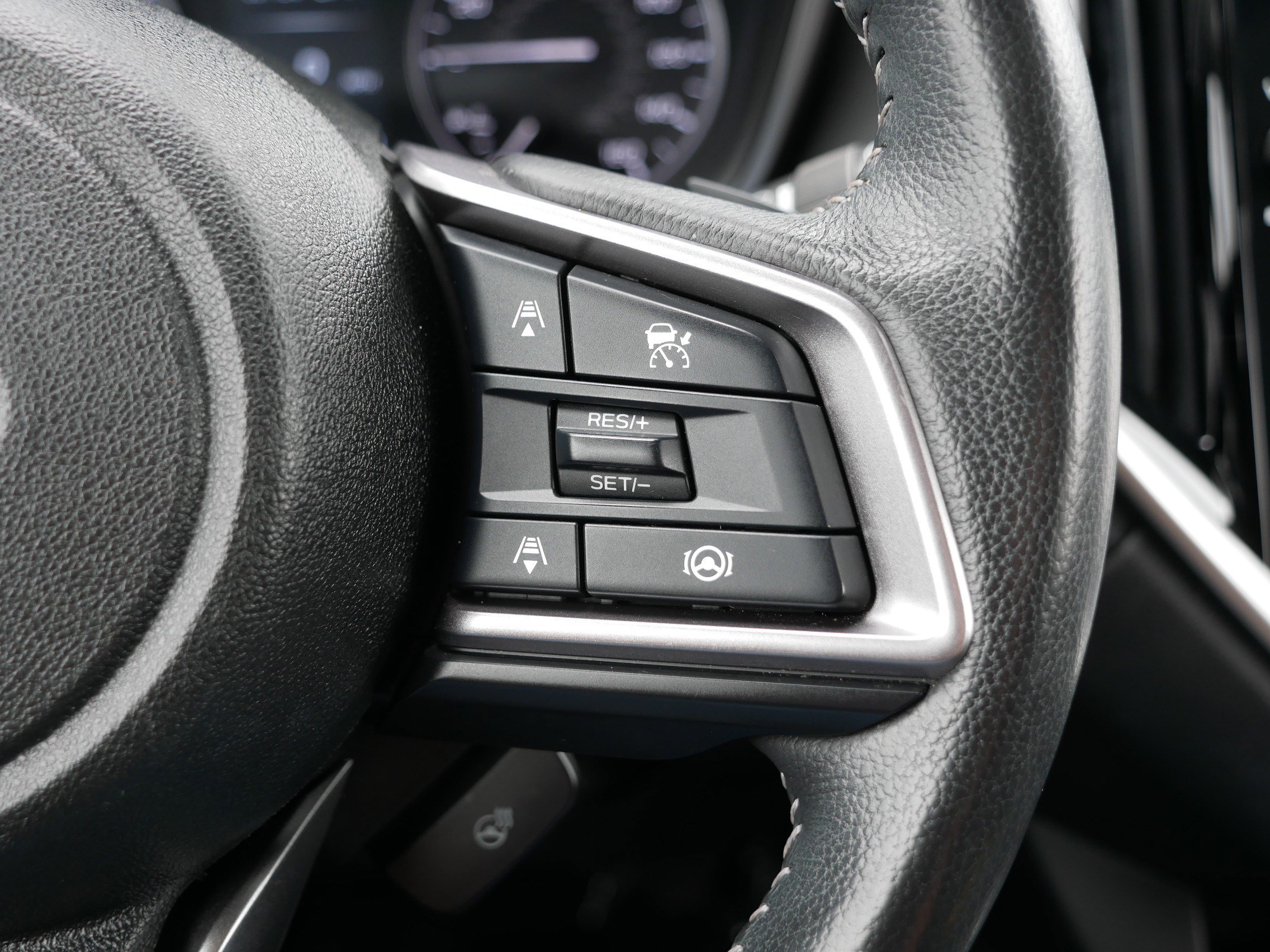 Used 2023 Subaru Ascent Limited image 30