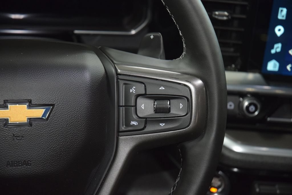 Used 2026 Chevrolet Silverado 1500 High Country w/ Technology Package AWD/4WD image 35