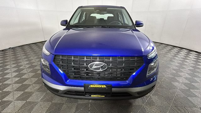 Certified 2025 Hyundai Venue SE FWD image 7