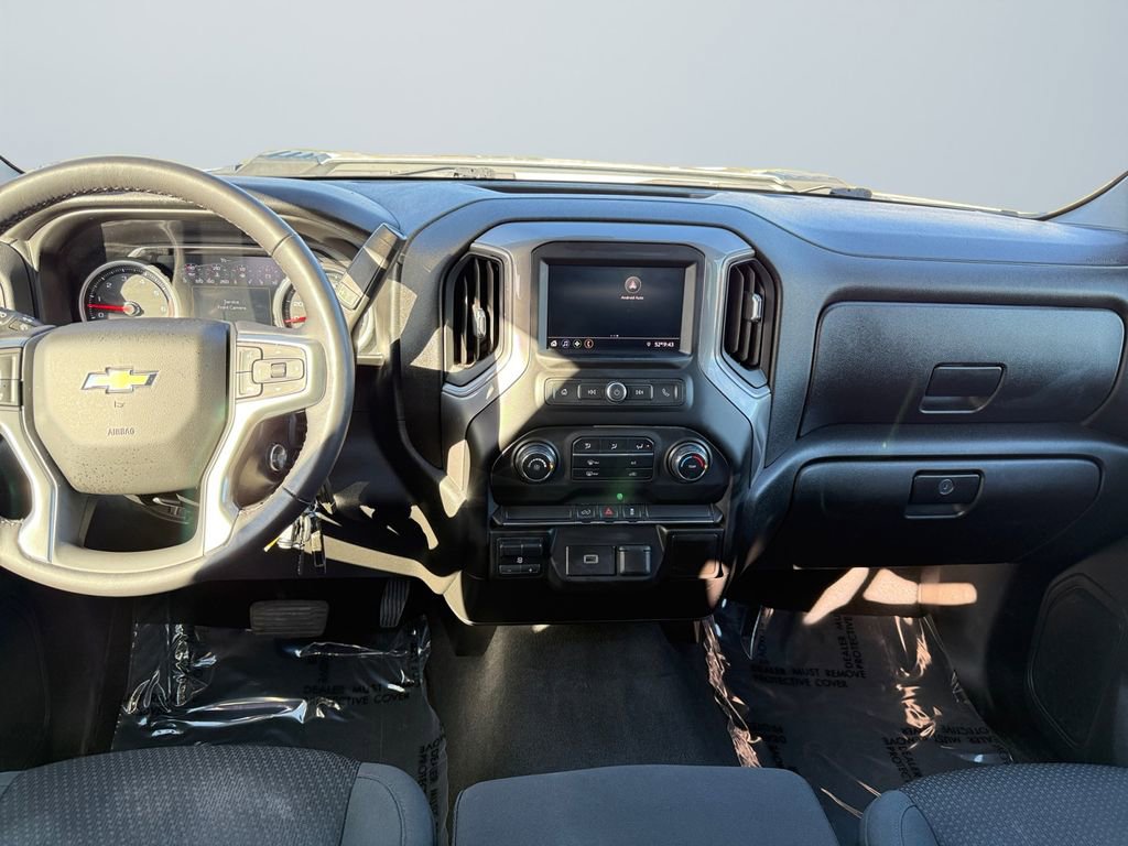 Used 2020 Chevrolet Silverado 2500 Custom w/ Custom Value Package image 10