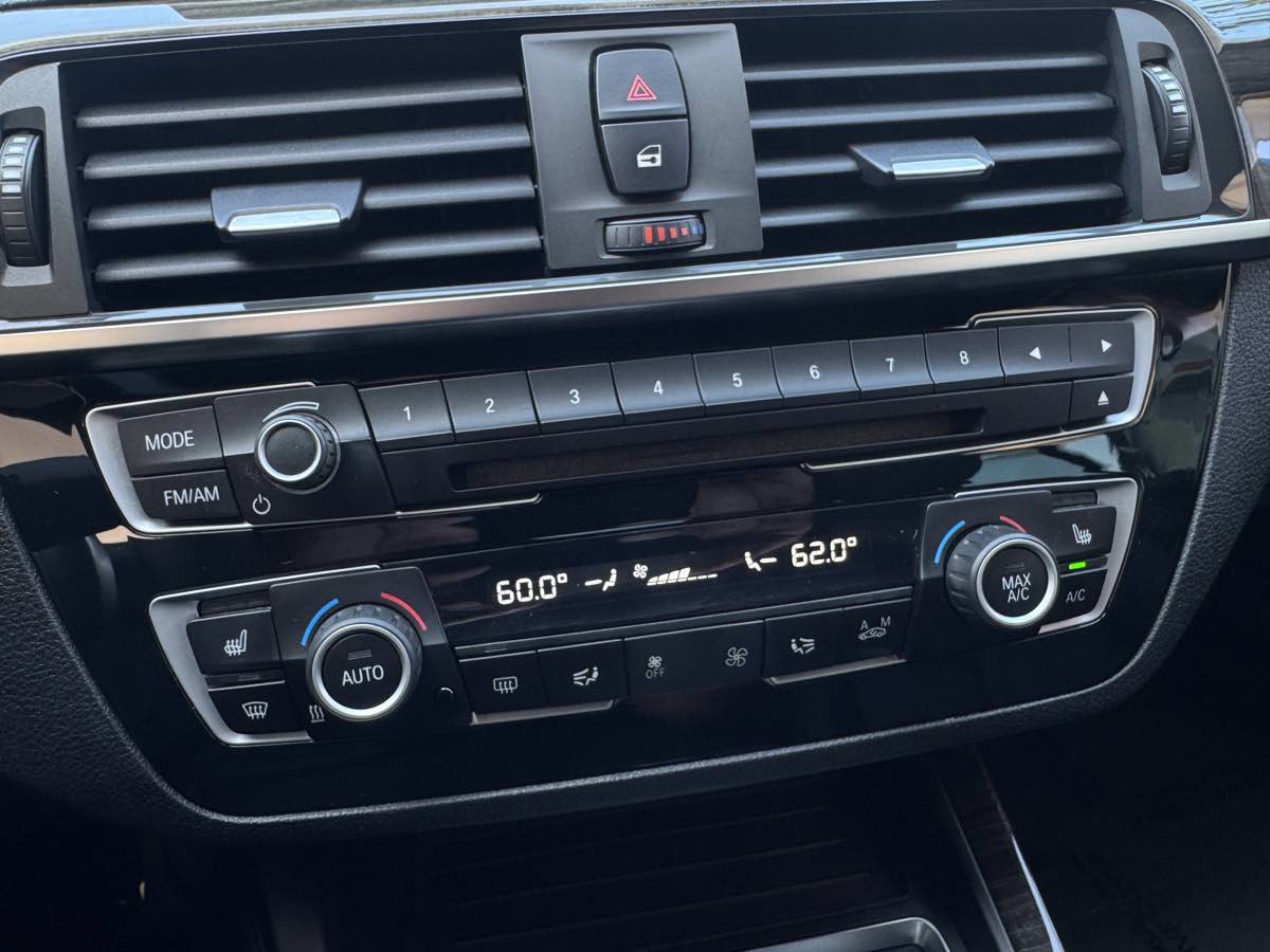 Used 2018 BMW 230i Convertible w/ M Sport Package RWD image 26