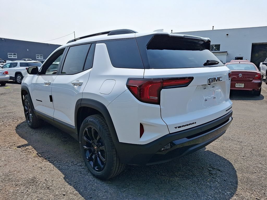 New 2027 GMC Terrain Elevation w/ Black Edition FWD image 3