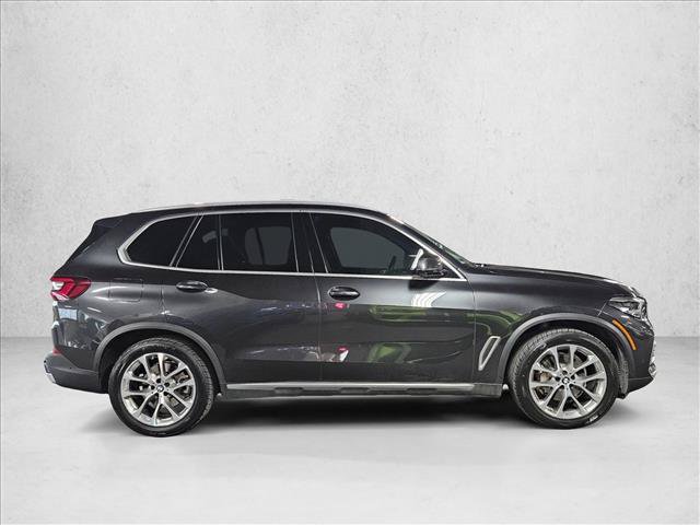 Used 2022 BMW X5 sDrive40i w/ Parking Assistance Package RWD image 4