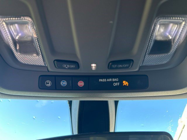 Used 2019 Chevrolet Silverado 1500 RST AWD/4WD image 31