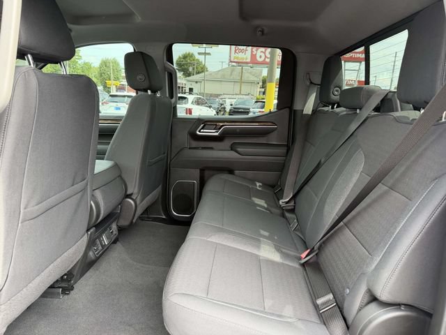 Used 2026 GMC Sierra 1500 SLE w/ Preferred Package AWD/4WD image 9