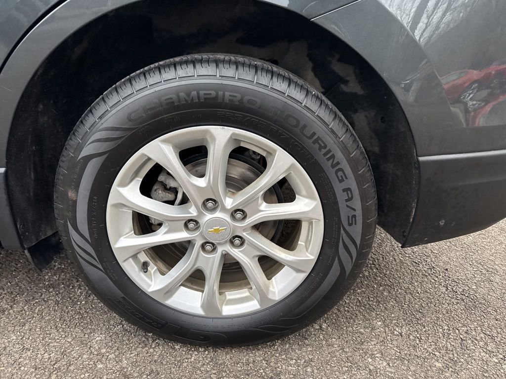 Used 2020 Chevrolet Equinox LS image 9