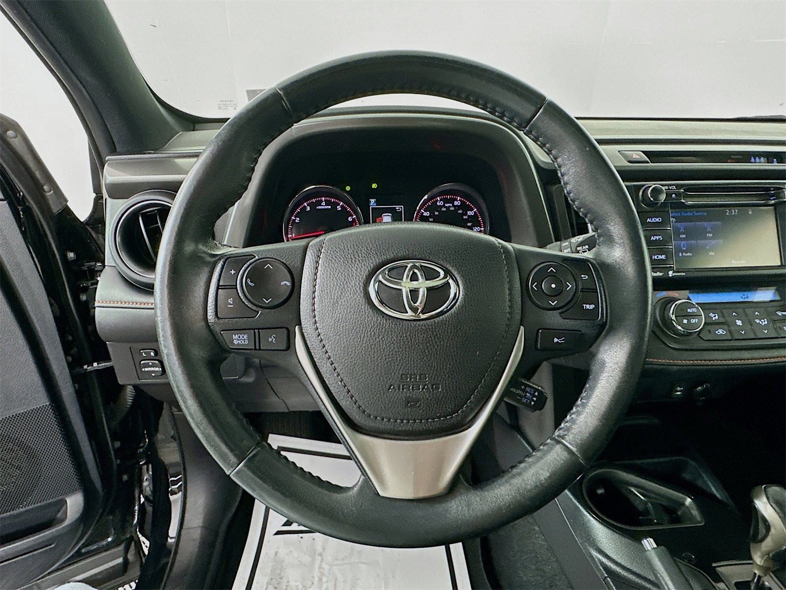 Used 2017 Toyota RAV4 SE w/ Power Extra Value Package image 11