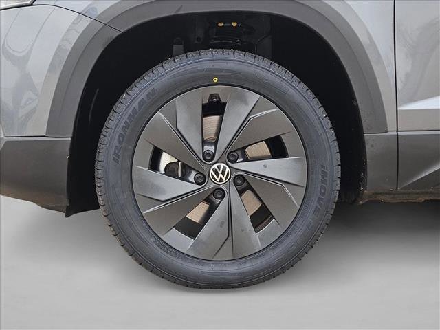 Used 2025 Volkswagen Taos S image 23