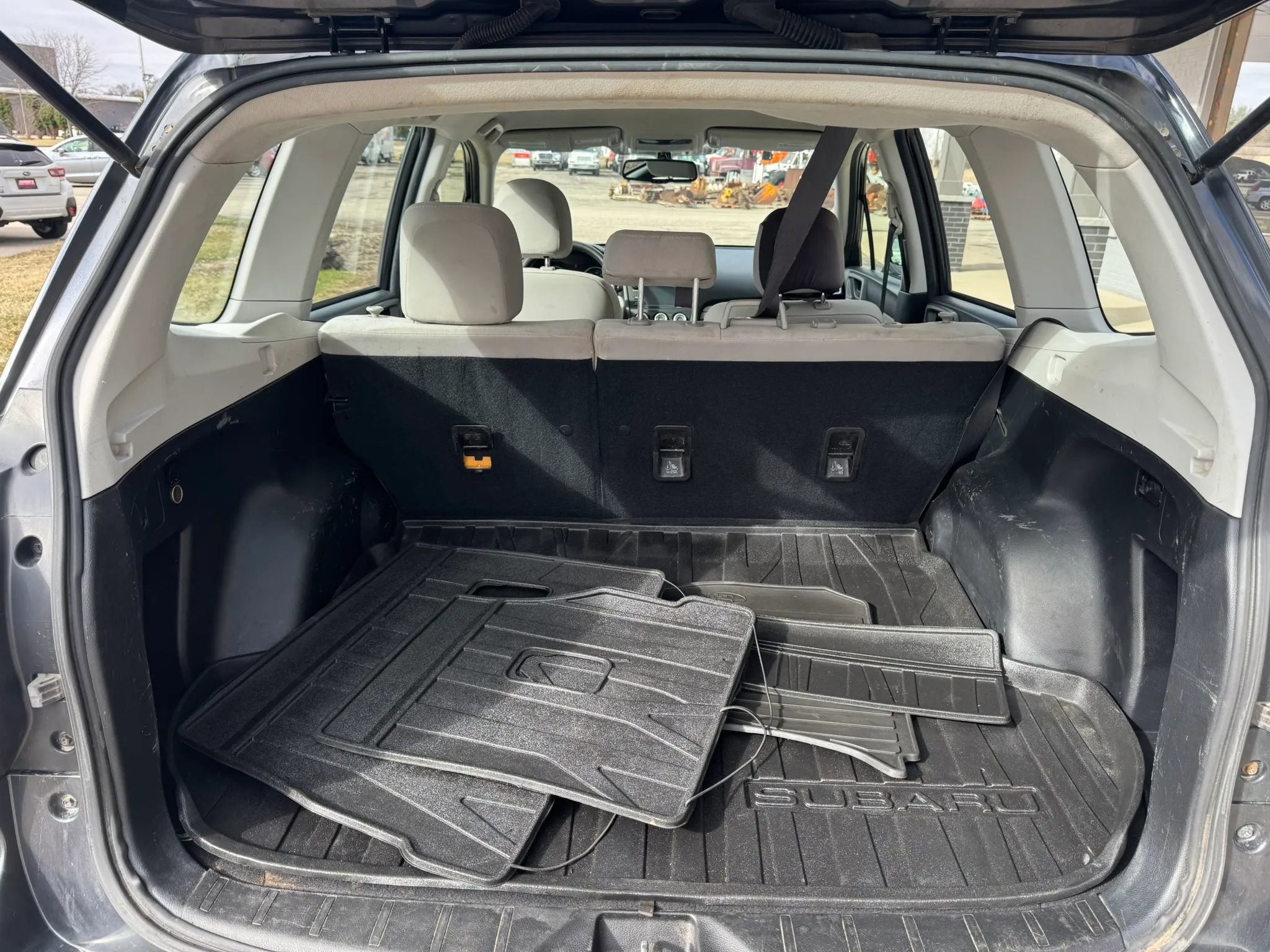 Used 2016 Subaru Forester 2.5i w/ Protection Package #1 AWD/4WD image 16