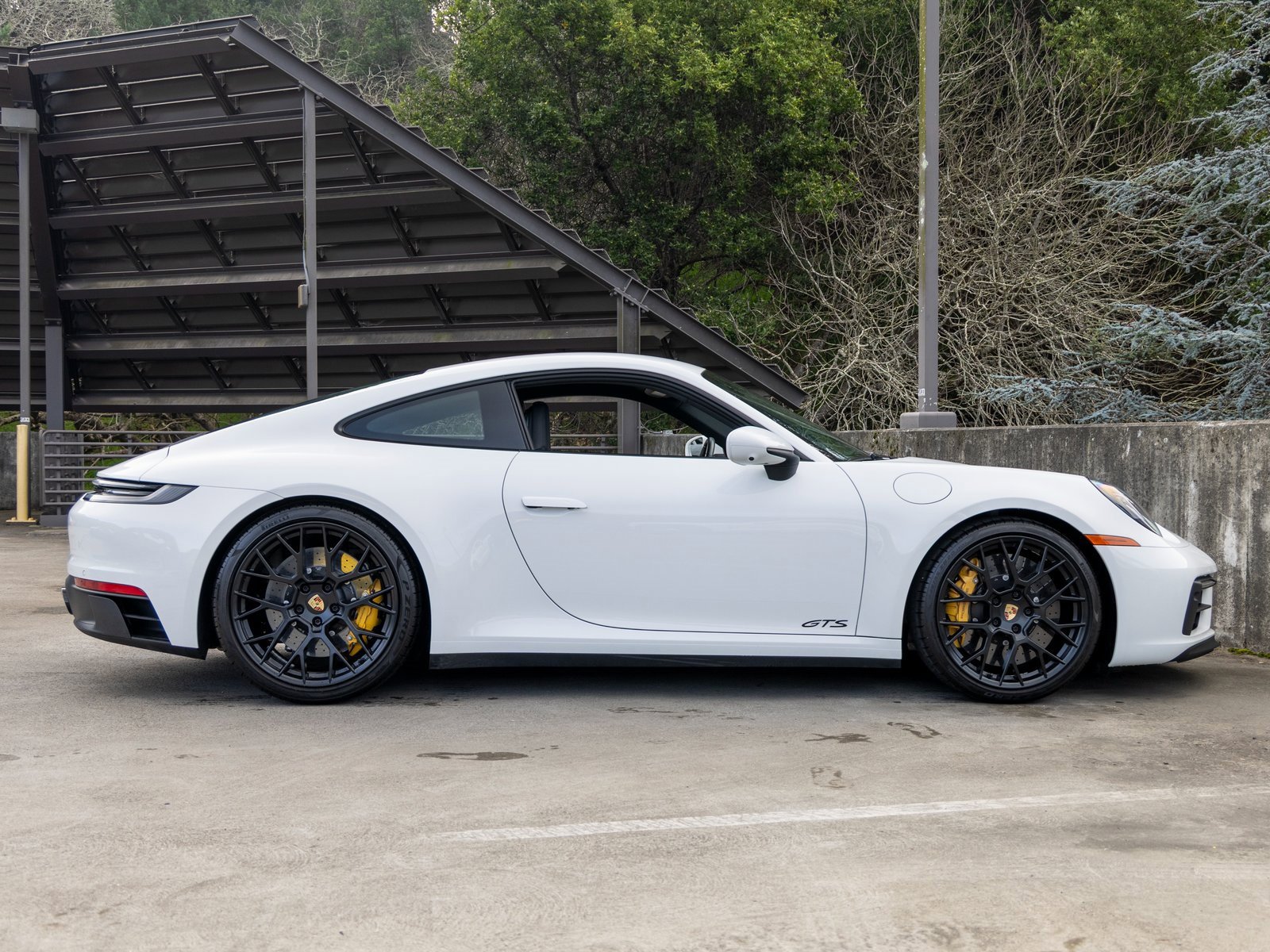 Used 2024 Porsche 911 Carrera GTS image 12