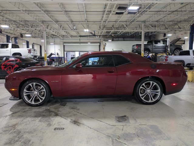 Used 2022 Dodge Challenger R/T RWD image 6