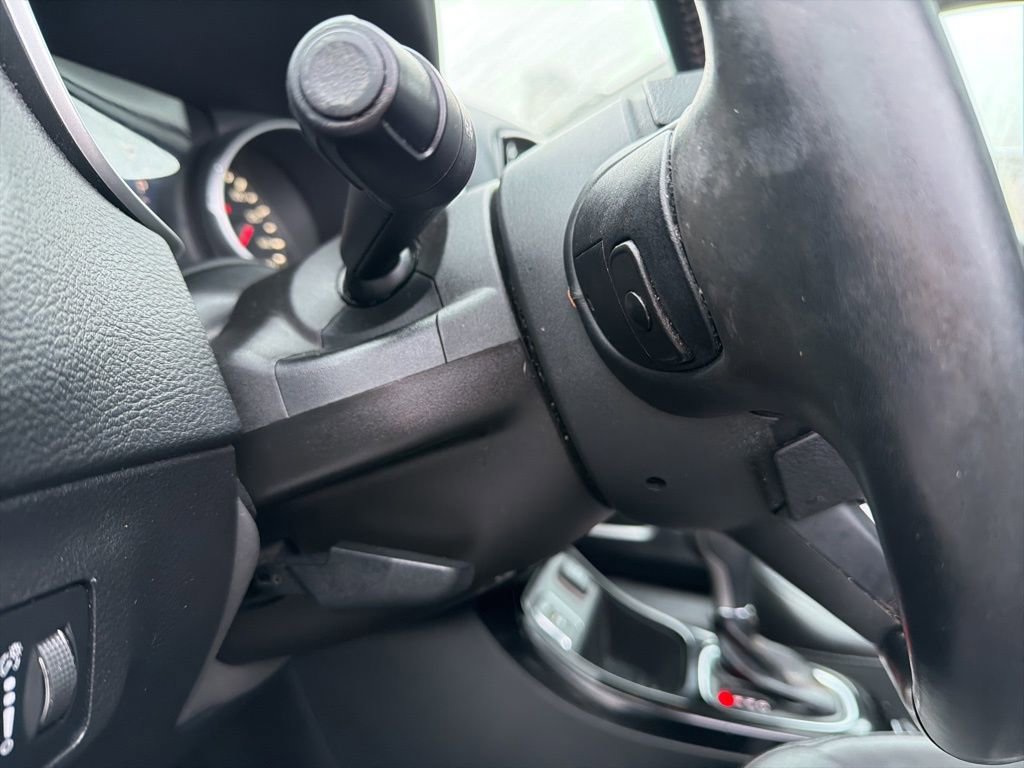 Used 2018 Jeep Compass Limited w/ Navigation Group image 48