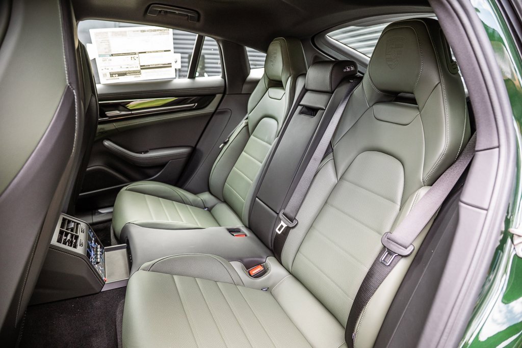 Used 2025 Porsche Panamera 4 image 15