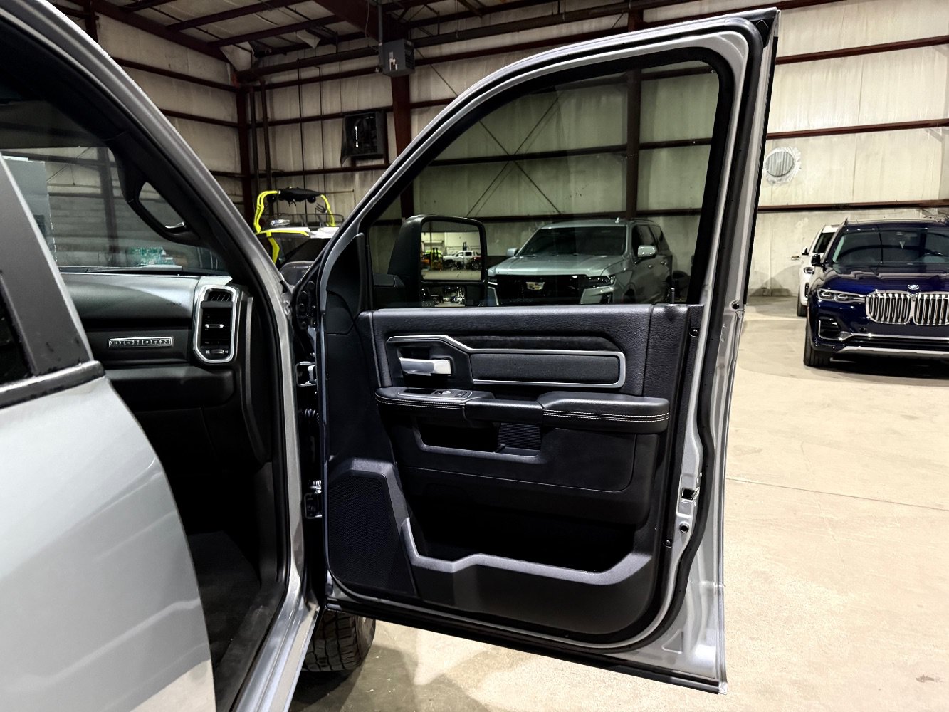 Used 2024 RAM 2500 Big Horn w/ Towing Technology Group AWD/4WD image 25
