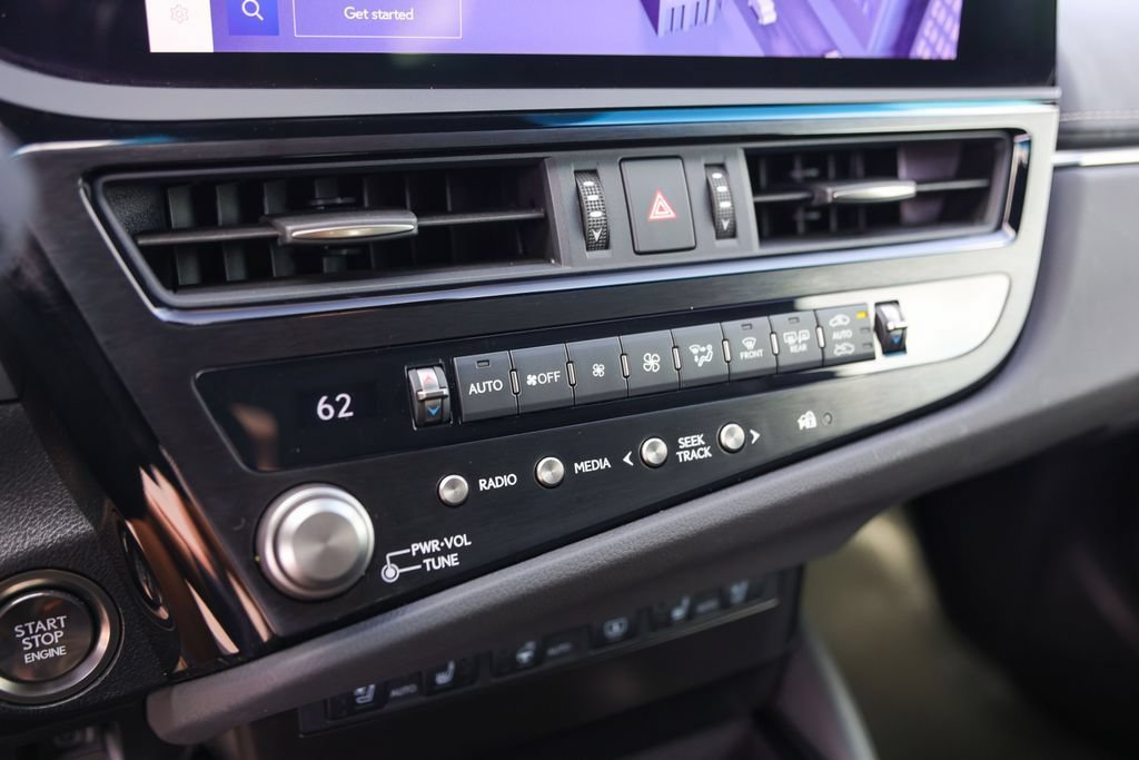 Used 2023 Lexus ES 350 F Sport w/ Accessory Package (Z2) FWD image 17