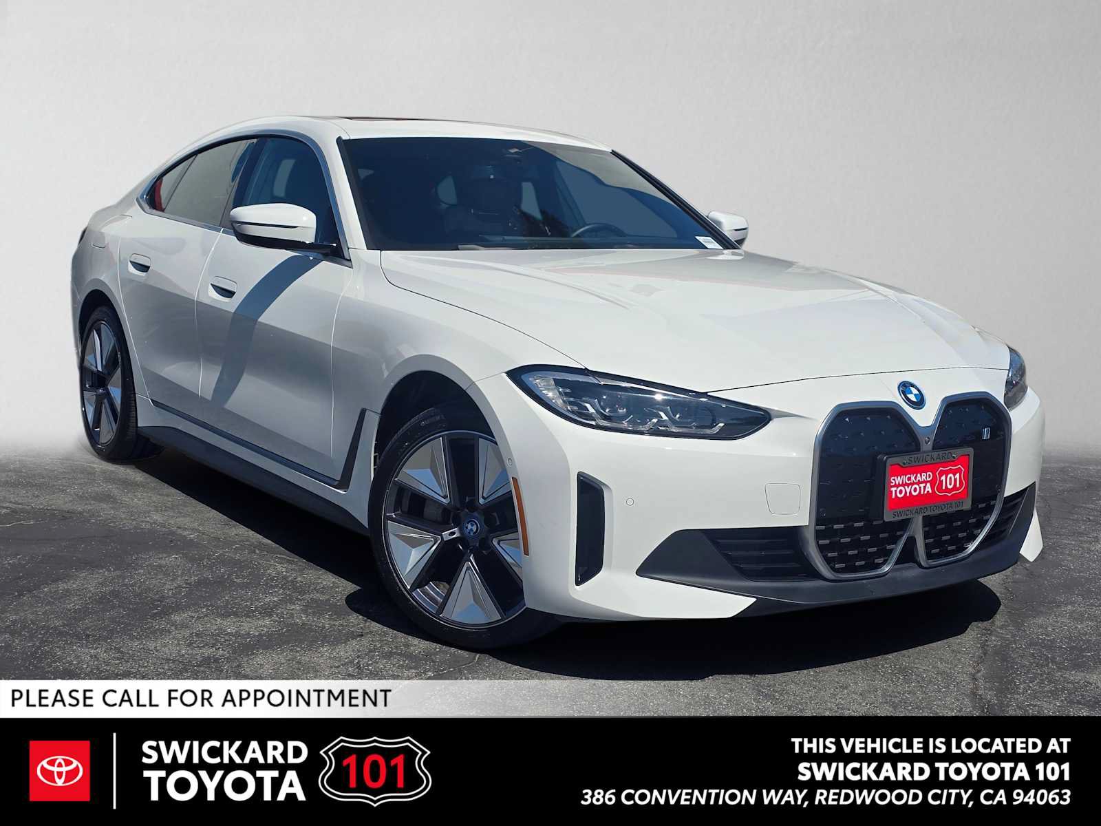 Used 2024 BMW i4 eDrive35 w/ Convenience Package RWD image 1