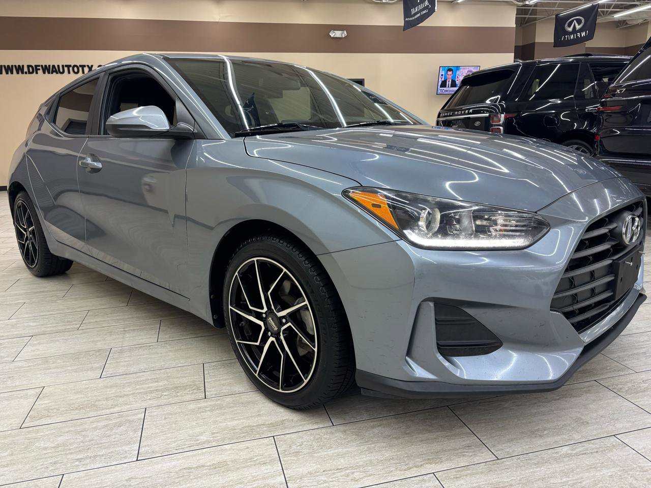 Used 2019 Hyundai Veloster 2.0 FWD image 12