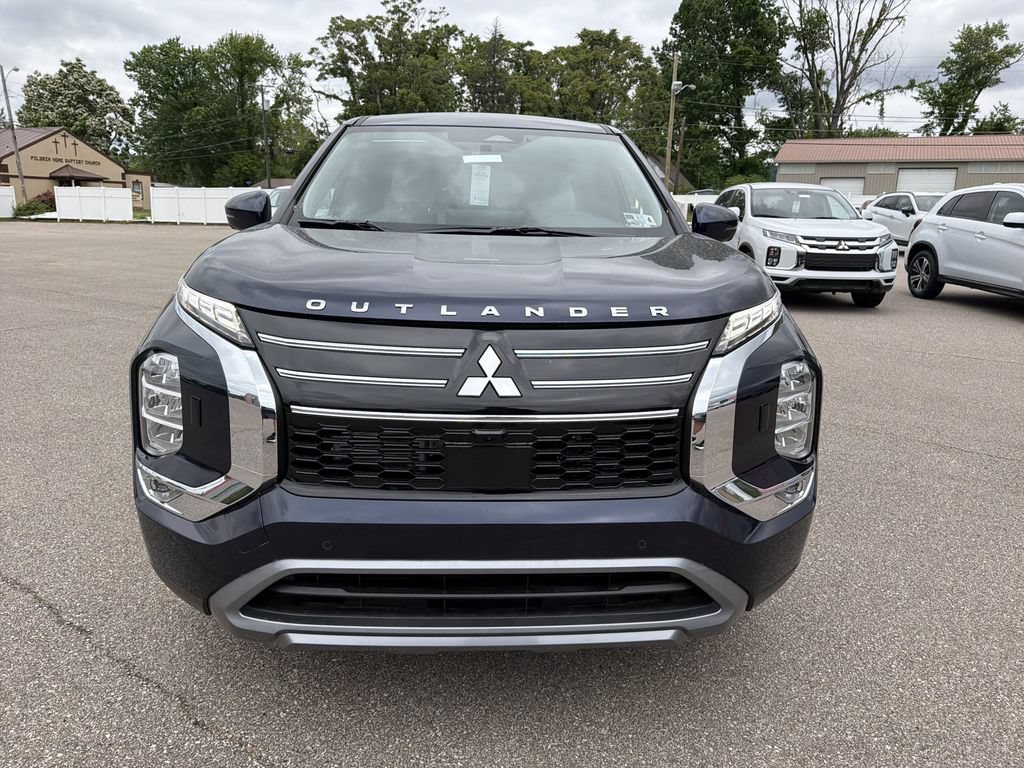 New 2026 Mitsubishi Outlander SE AWD/4WD image 10