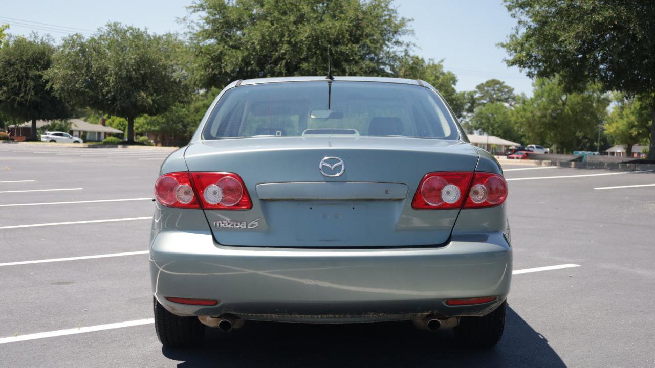 Used 2004 MAZDA MAZDA6 i FWD image 3