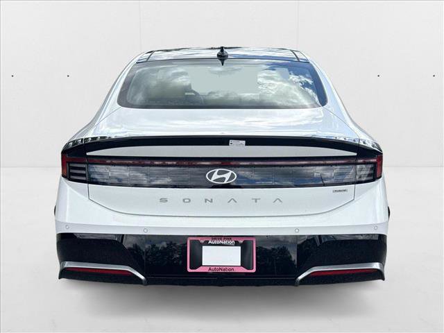 New 2025 Hyundai Sonata Limited image 8