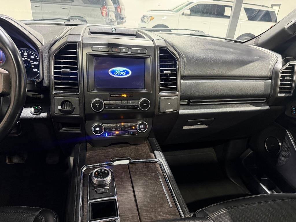 Used 2021 Ford Expedition Max Limited image 26
