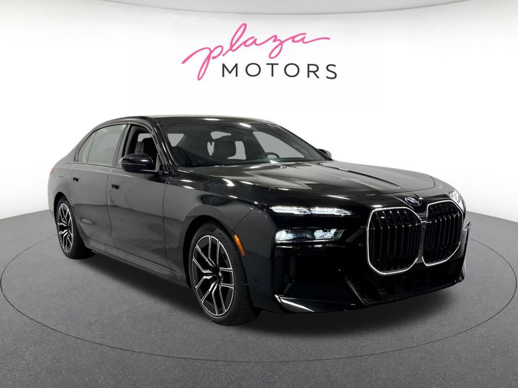Used 2026 BMW 750e xDrive w/ Executive Package AWD/4WD image 3