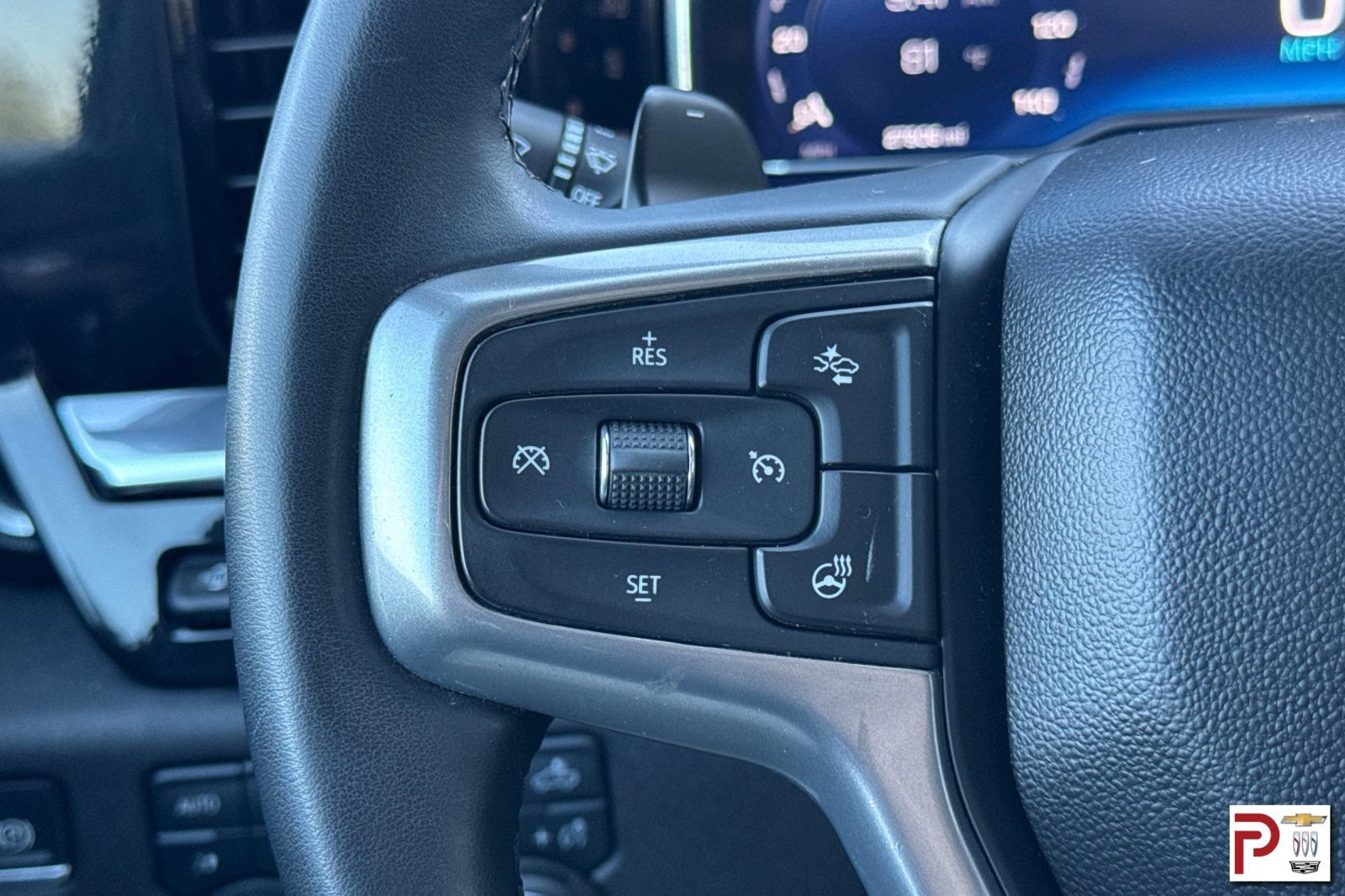 Certified 2025 Chevrolet Silverado 1500 LTZ AWD/4WD image 28