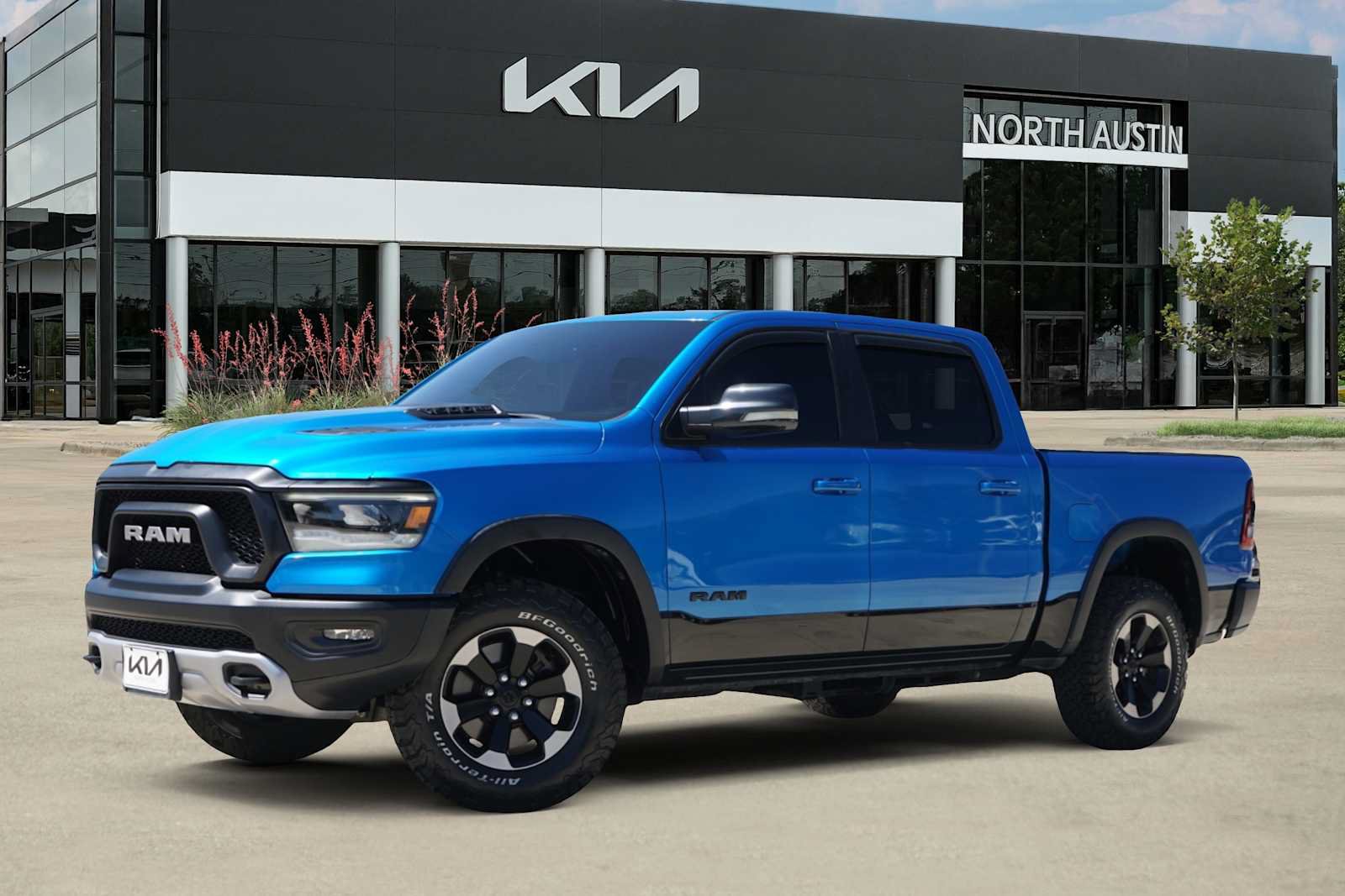Used 2020 RAM 1500 Rebel w/ Rebel Level 1 Equipment Group AWD/4WD image 1
