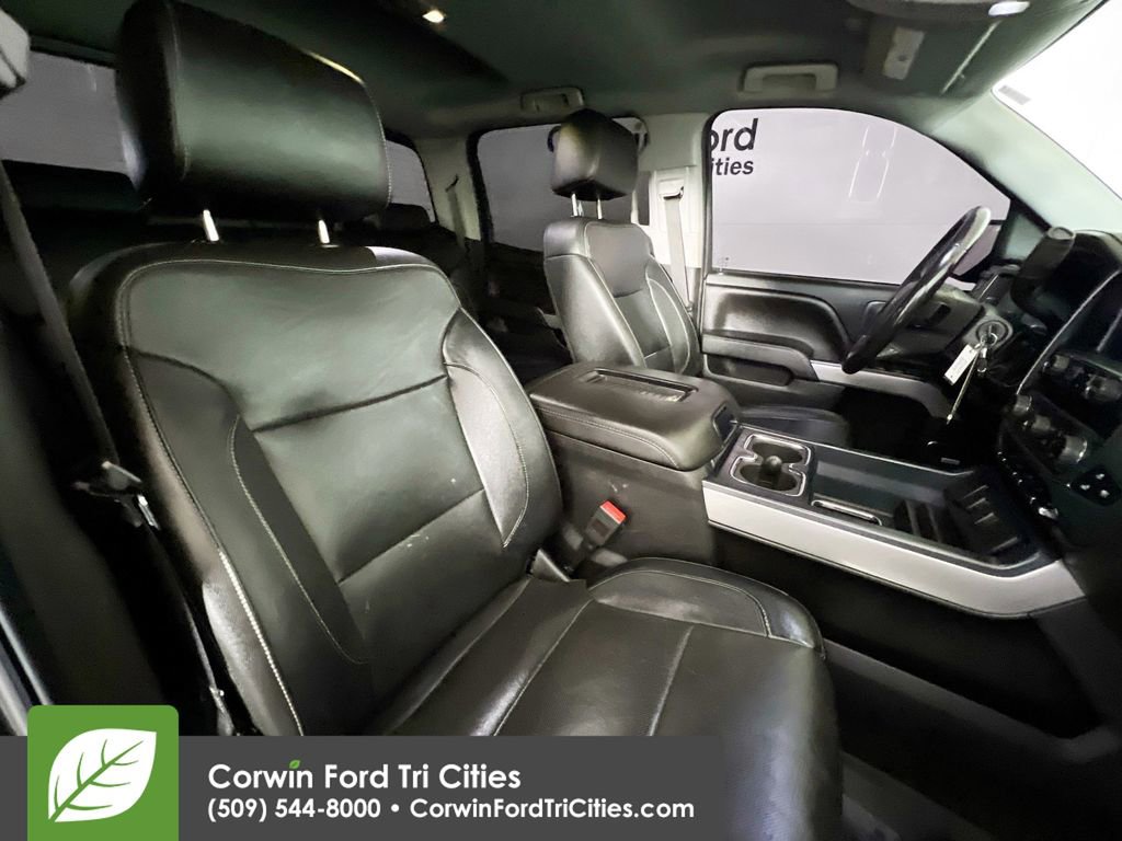 Used 2018 Chevrolet Silverado 1500 LTZ Z71 w/ Midnight Edition image 17