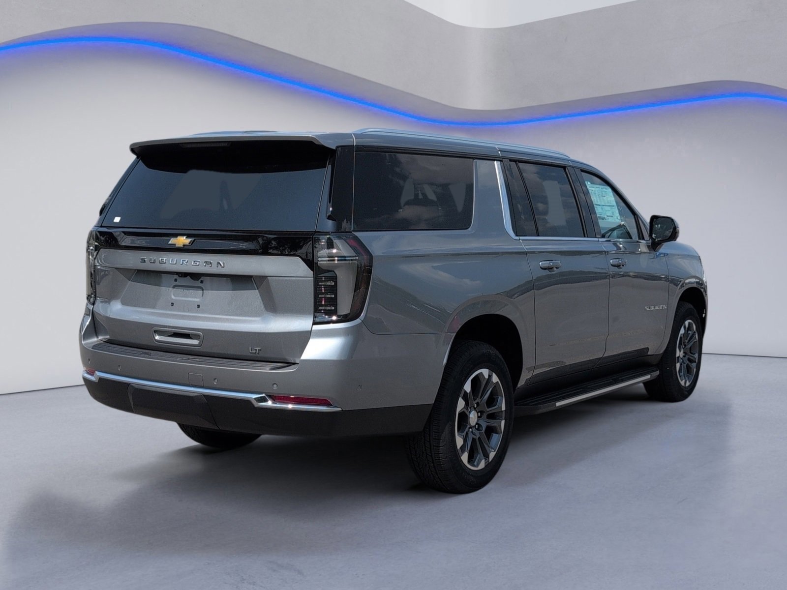 New 2026 Chevrolet Suburban LT w/ Comfort Package image 3