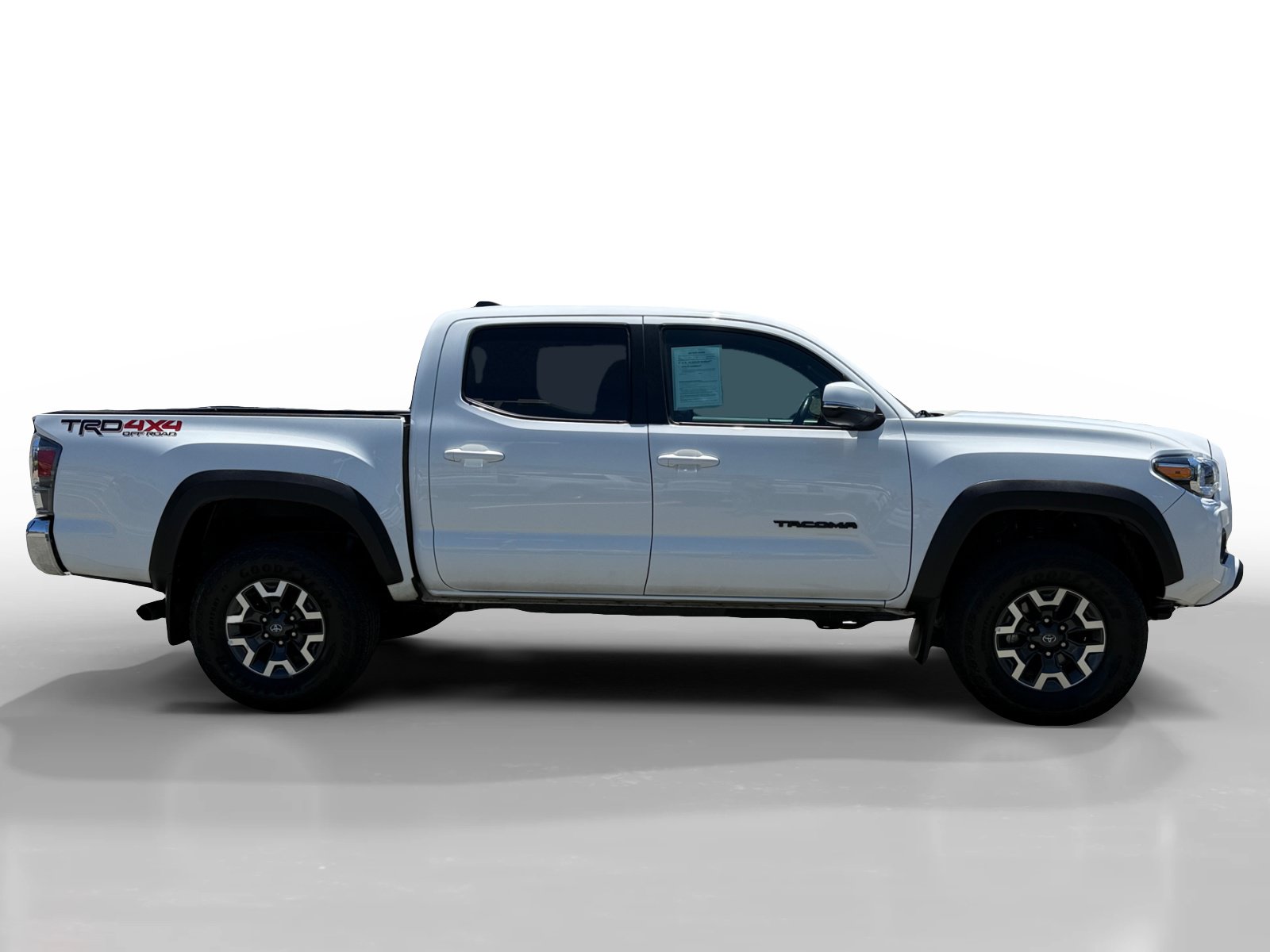 Used 2023 Toyota Tacoma TRD Off-Road w/ Black Out Package (TMS) AWD/4WD image 6