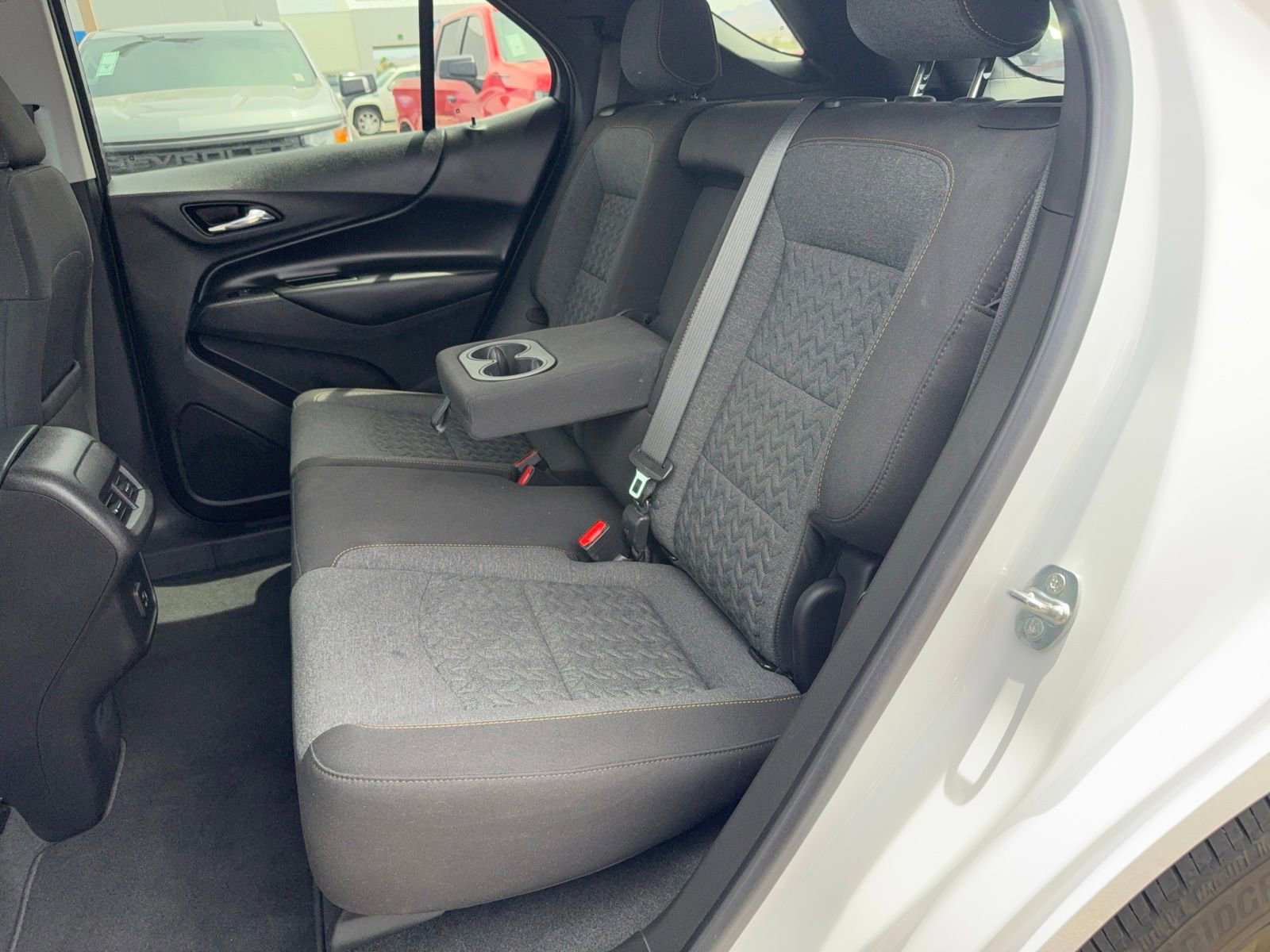 Used 2022 Chevrolet Equinox LT image 32