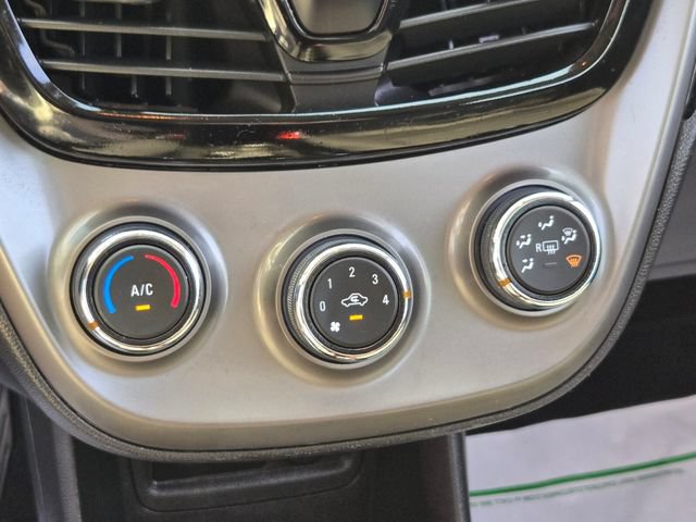 Used 2022 Chevrolet Spark LT FWD image 27
