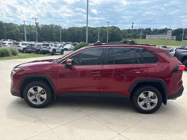 Used 2023 Toyota RAV4 XLE w/ Convenience Package AWD/4WD image 4