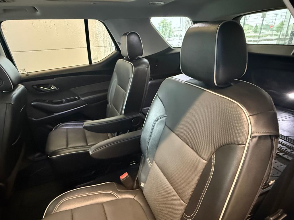 Used 2020 Chevrolet Traverse High Country AWD/4WD image 21