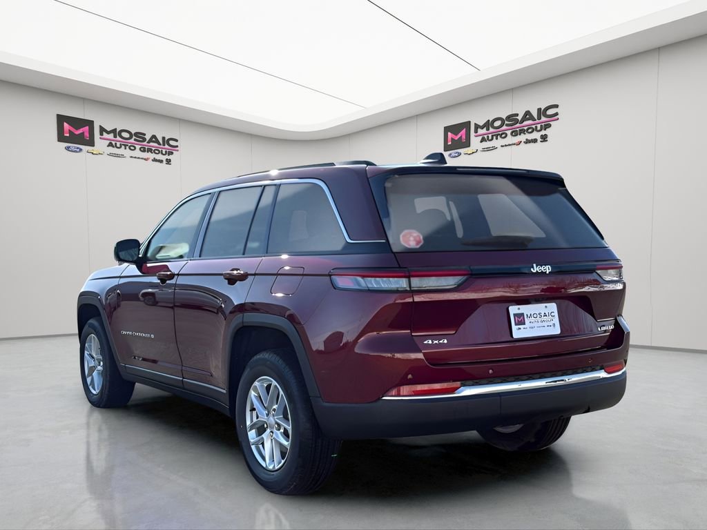 New 2026 Jeep Grand Cherokee Laredo image 5