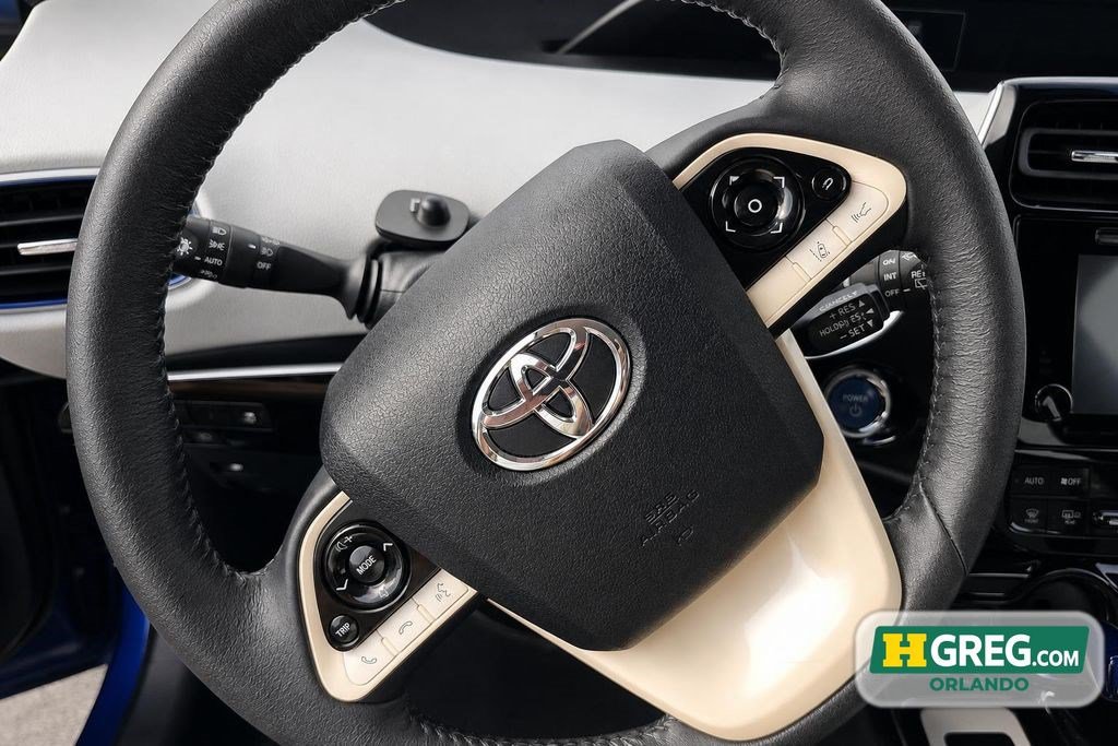Used 2016 Toyota Prius Four Touring FWD image 10