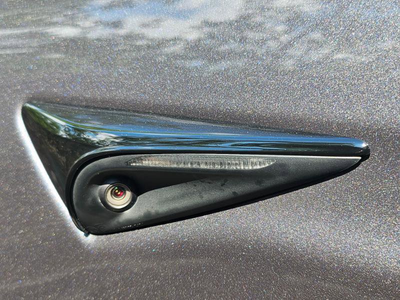 Used 2023 Tesla Model S AWD/4WD image 33