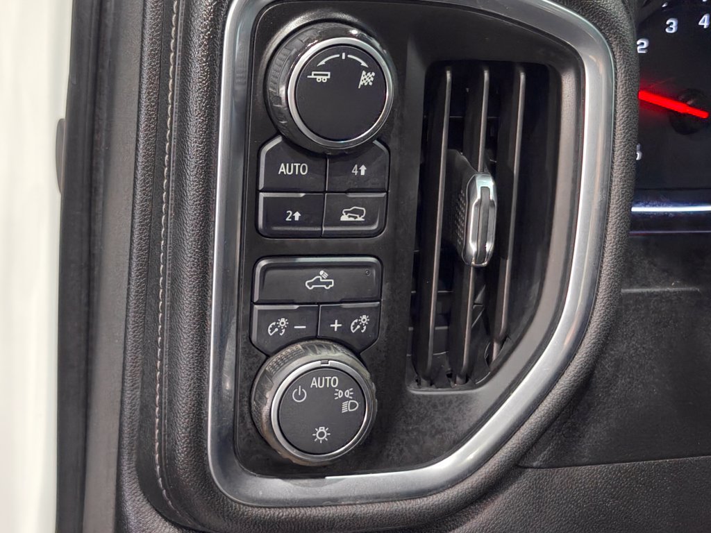 Used 2019 Chevrolet Silverado 1500 LT w/ All-Star Edition AWD/4WD image 9