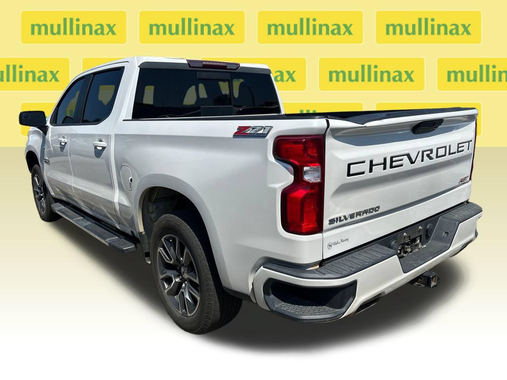 Used 2020 Chevrolet Silverado 1500 RST w/ Texas Edition AWD/4WD image 3