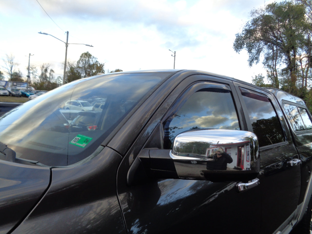 Used 2014 RAM 1500 Laramie w/ Convenience Group image 12