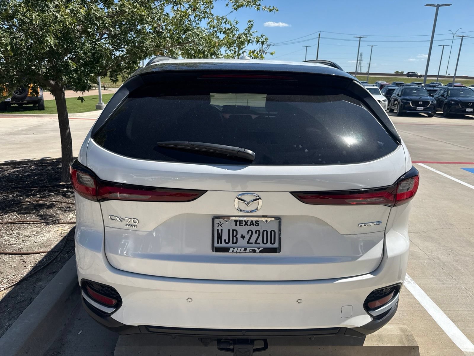 Used 2025 MAZDA CX-70 Plug-In Hybrid w/ Premium Plus AWD/4WD image 7