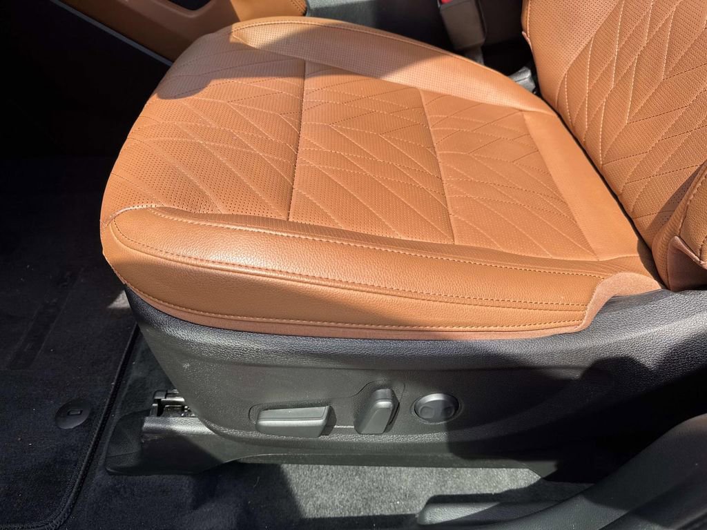 Used 2024 Kia Telluride EX X-Line image 17