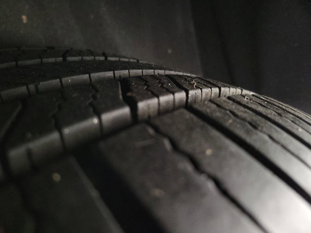 Used 2019 Toyota Avalon Limited image 11