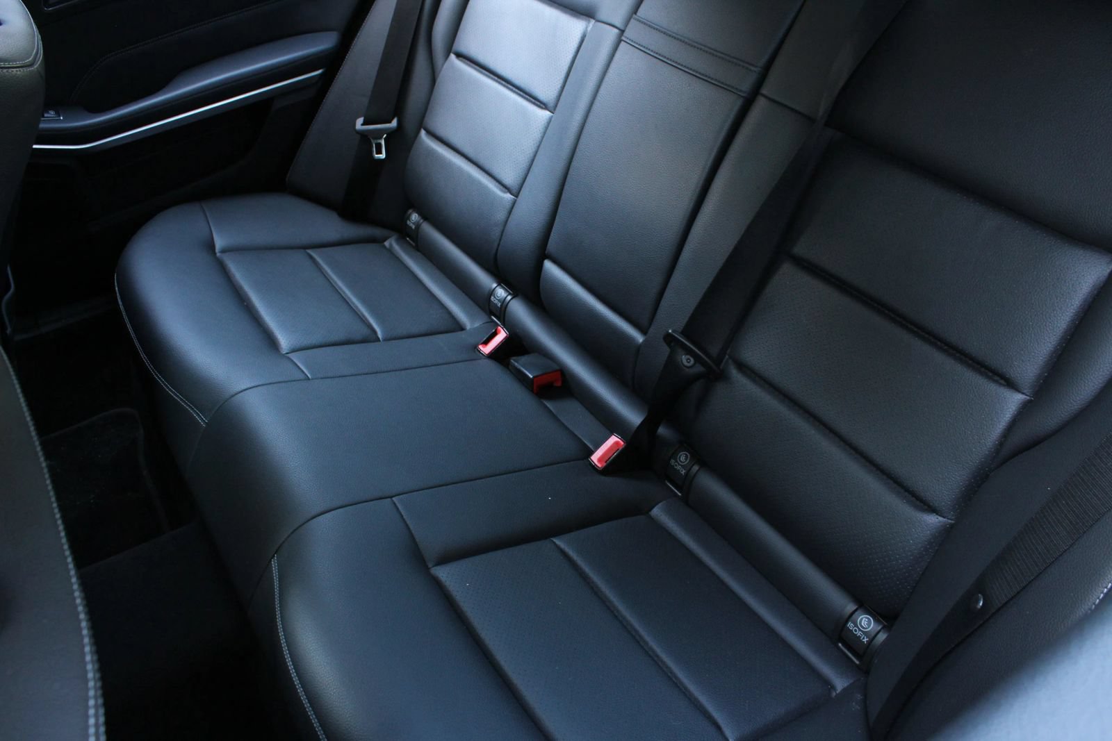 Used 2015 Mercedes-Benz E 350 4MATIC Sedan image 19