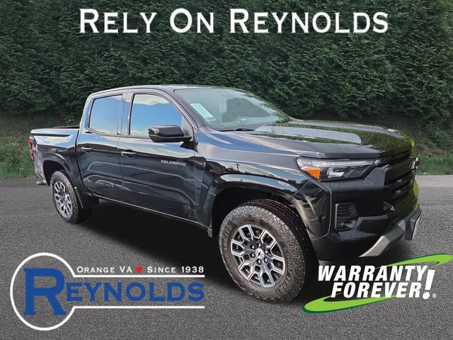 Used 2024 Chevrolet Colorado Z71 w/ Z71 Convenience Package 2