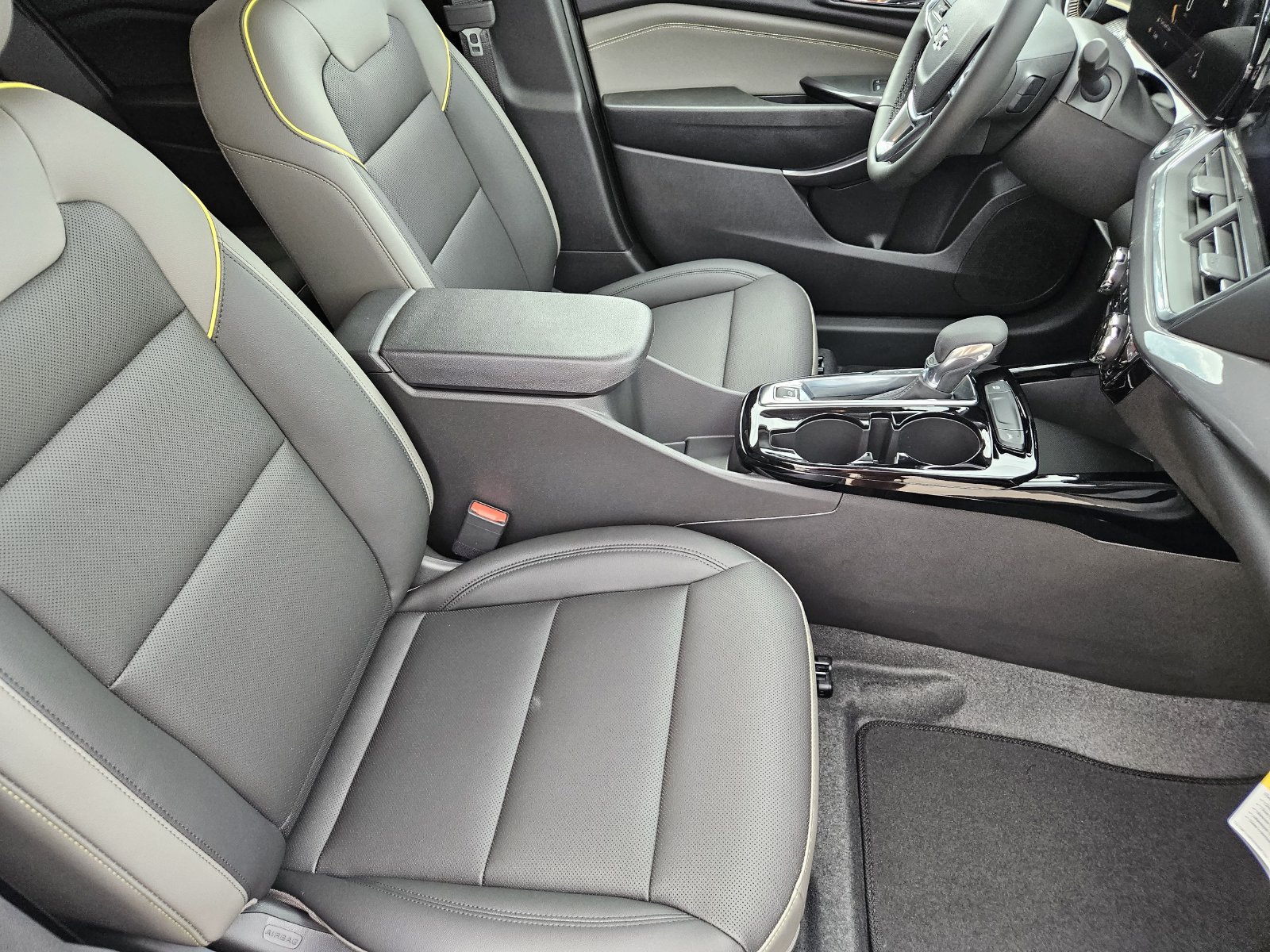 New 2026 Chevrolet Trax ACTIV w/ Driver Confidence Package FWD image 16