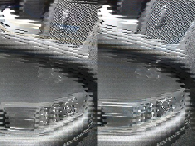 Used 2023 Ford Edge SEL w/ Convenience Package image 13