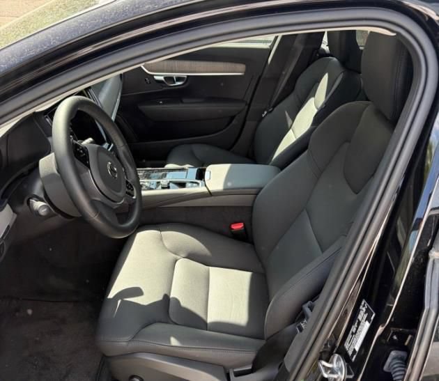 Used 2025 Volvo S90 T8 Plus AWD/4WD image 6