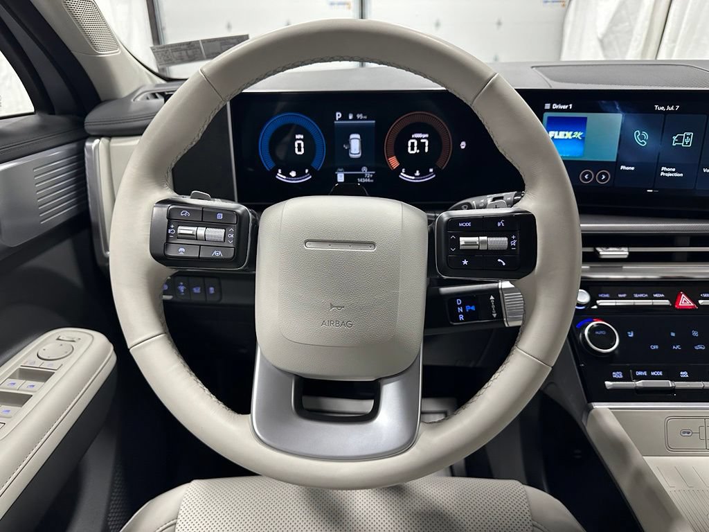 Used 2026 Hyundai Santa Fe SEL AWD/4WD image 18
